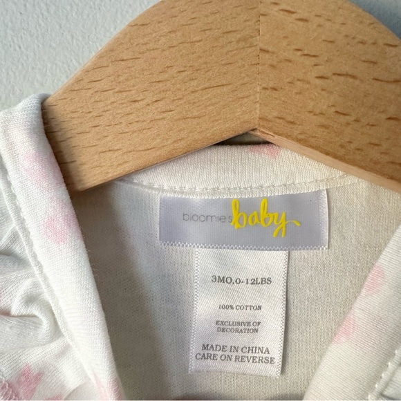 Bloomies Baby Bow Print Onesie - Picture 2 of 6